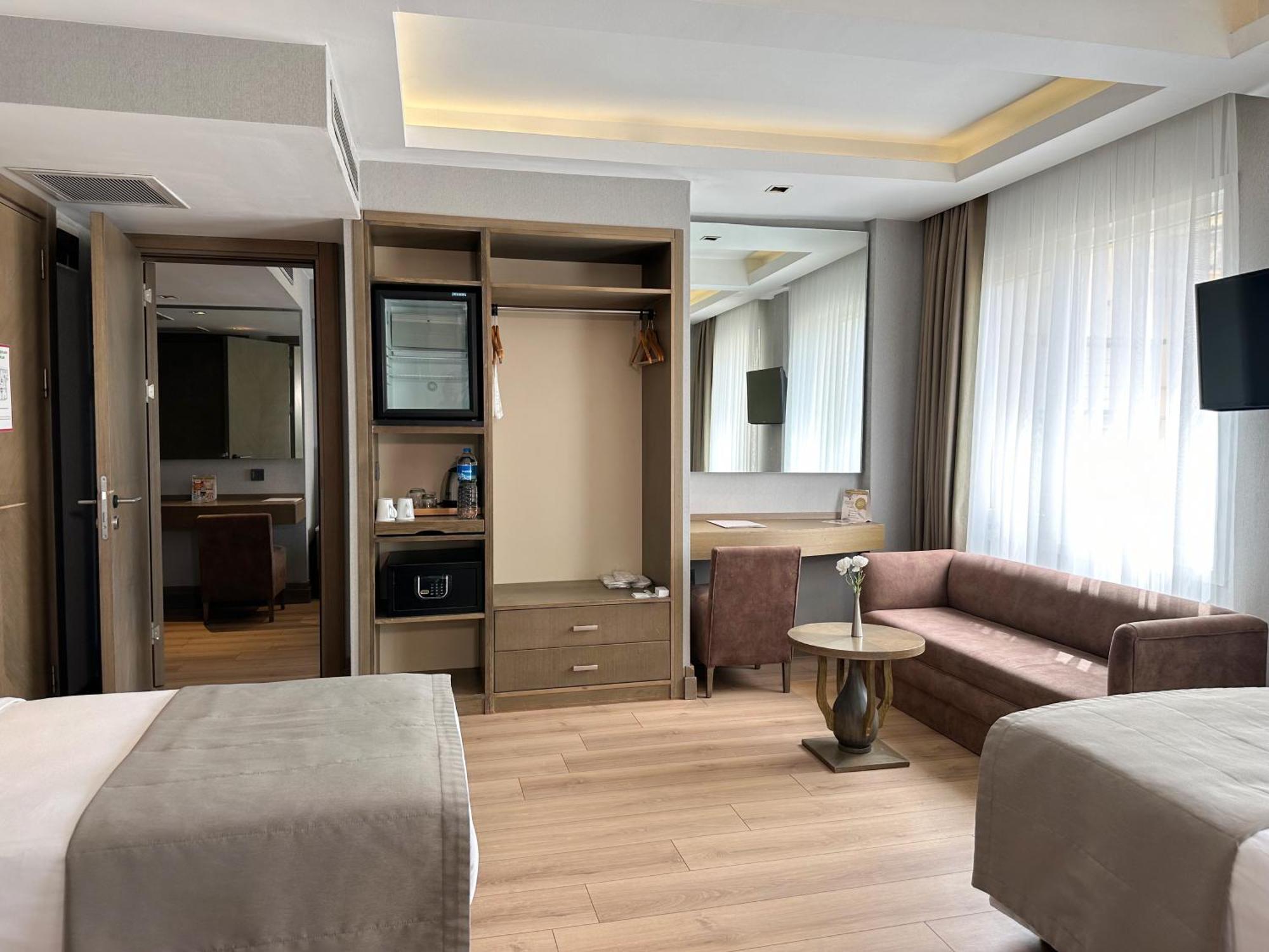 Grand Beyazit Old Hotel